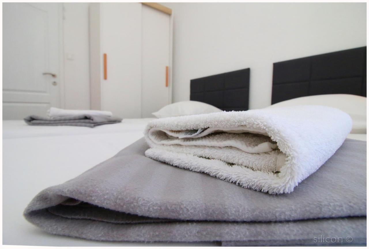 Apartman Silicon Primošten Esterno foto