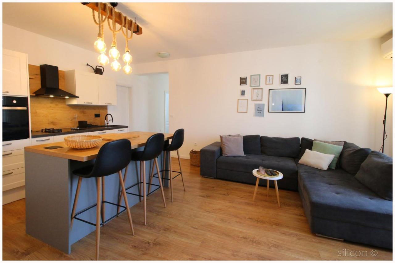 Apartman Silicon Primošten Esterno foto