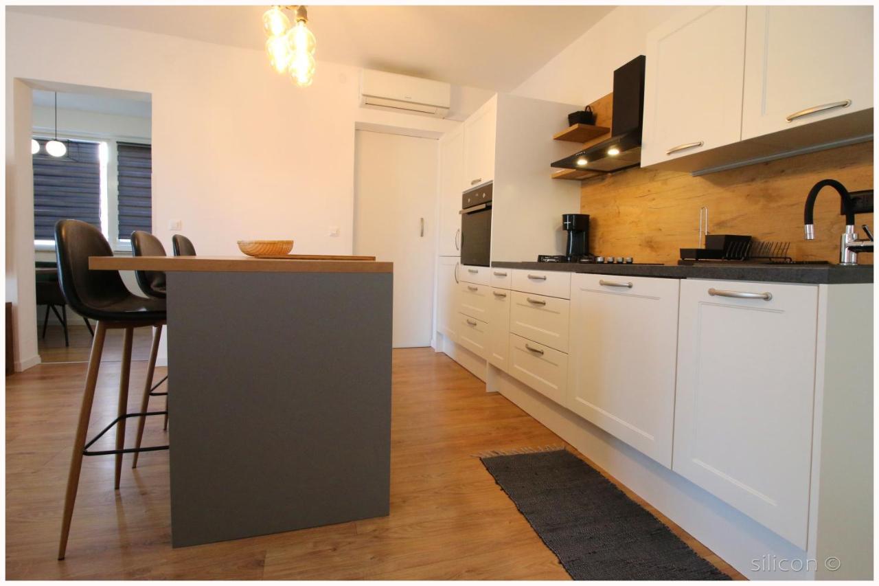 Apartman Silicon Primošten Esterno foto