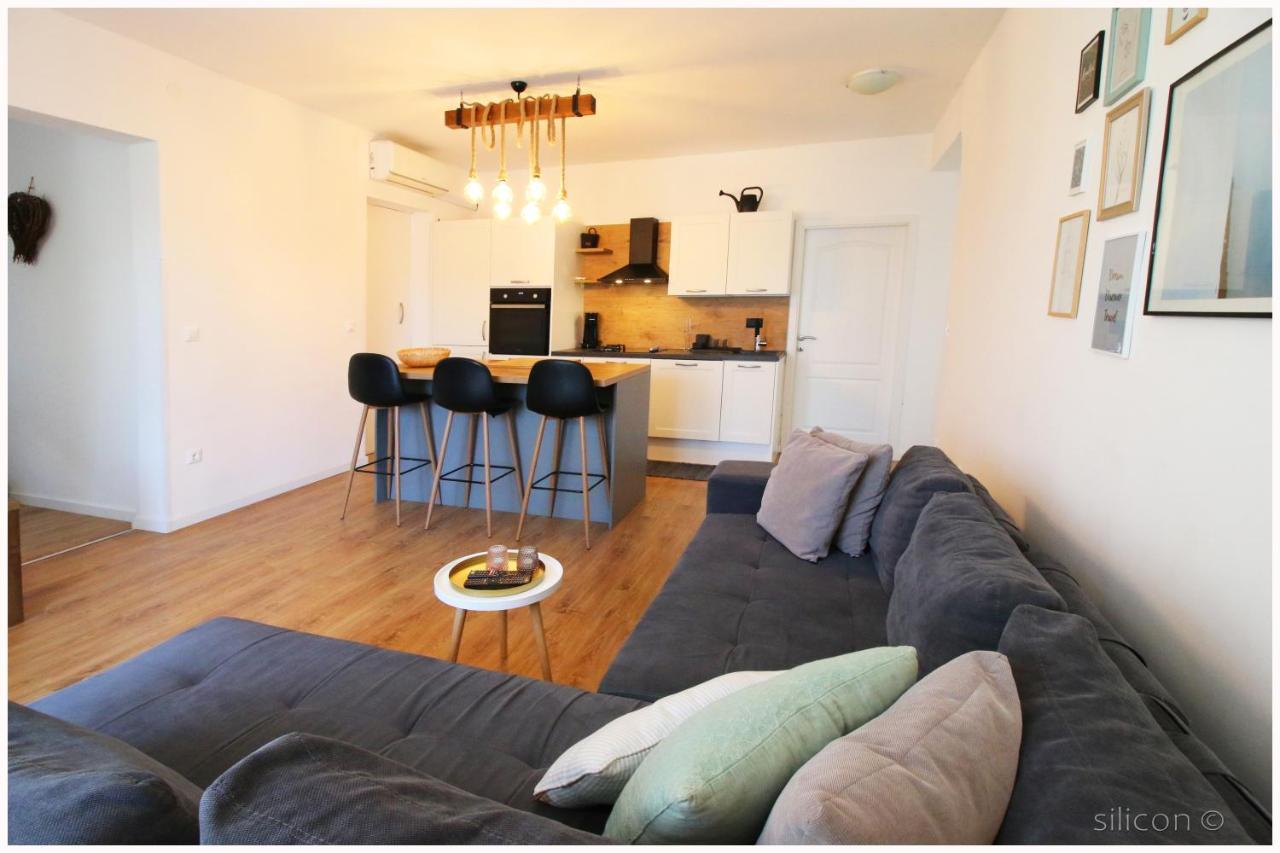 Apartman Silicon Primošten Esterno foto